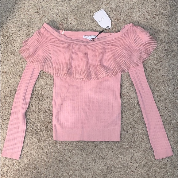 Blush Off The Shoulder Top - Picture 4 of 7